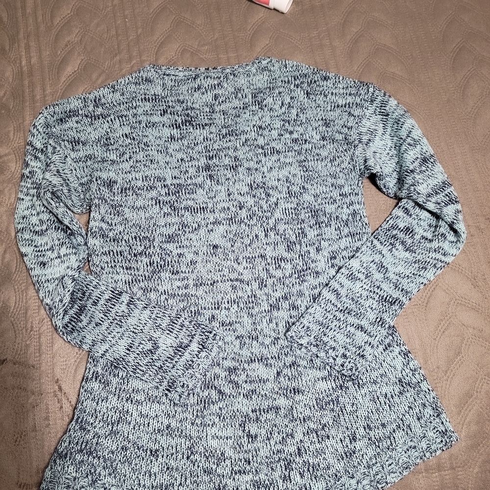Sweater - Picture 3 of 4